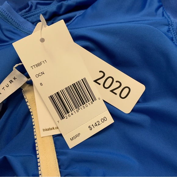 NWT Trina Turk off the shoulder ruffle one piece blue size 8

13 - Picture 12 of 14